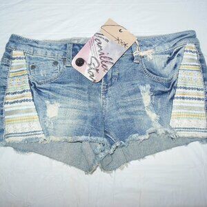 Juniors Vanilla Star Jeans Kylie Distressed Shorts Size 9 NWT
